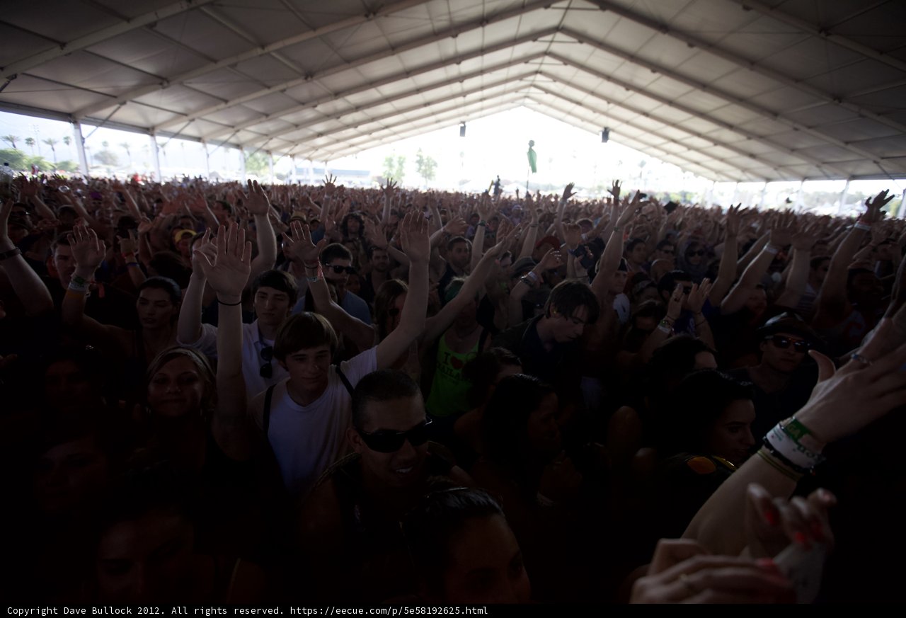 Hands Up for the Music