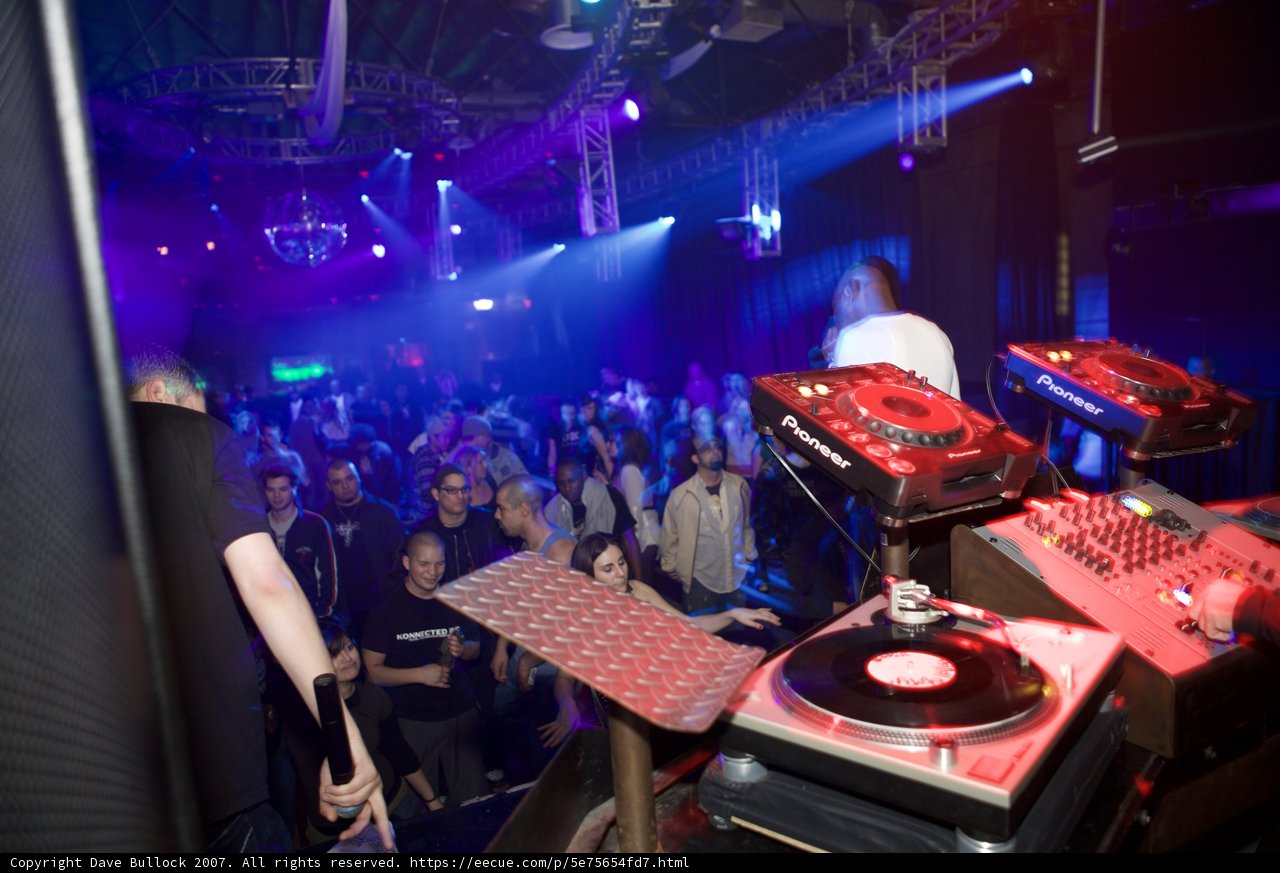 Total Science Shakes the Nightclub with his Music