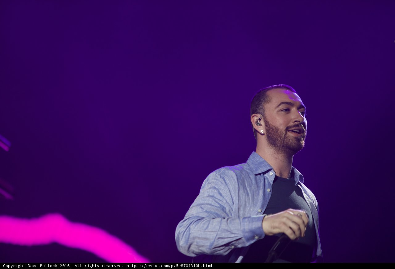 Sam Smith's Solo Performance