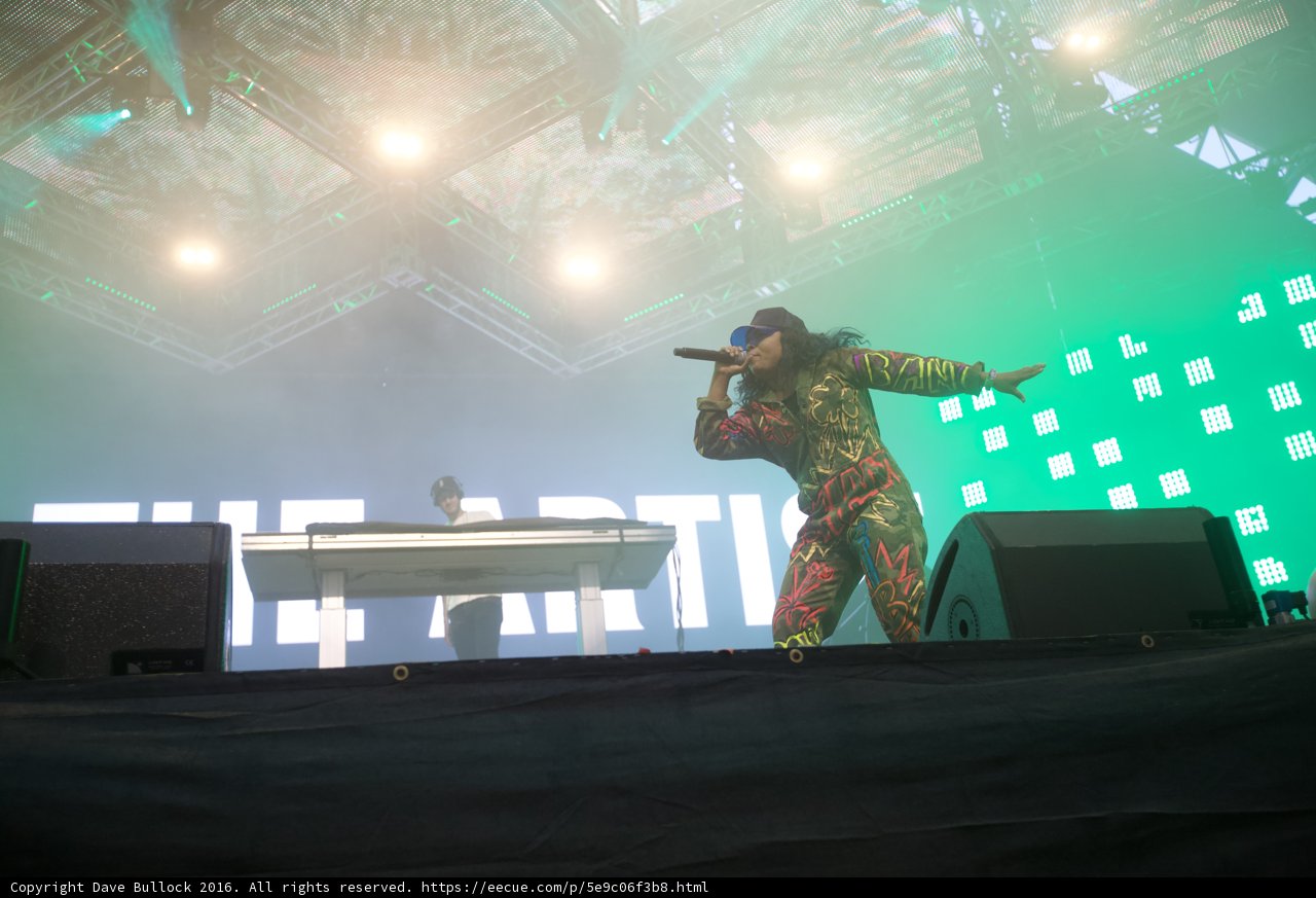 Colorful Solo Performance at Coachella