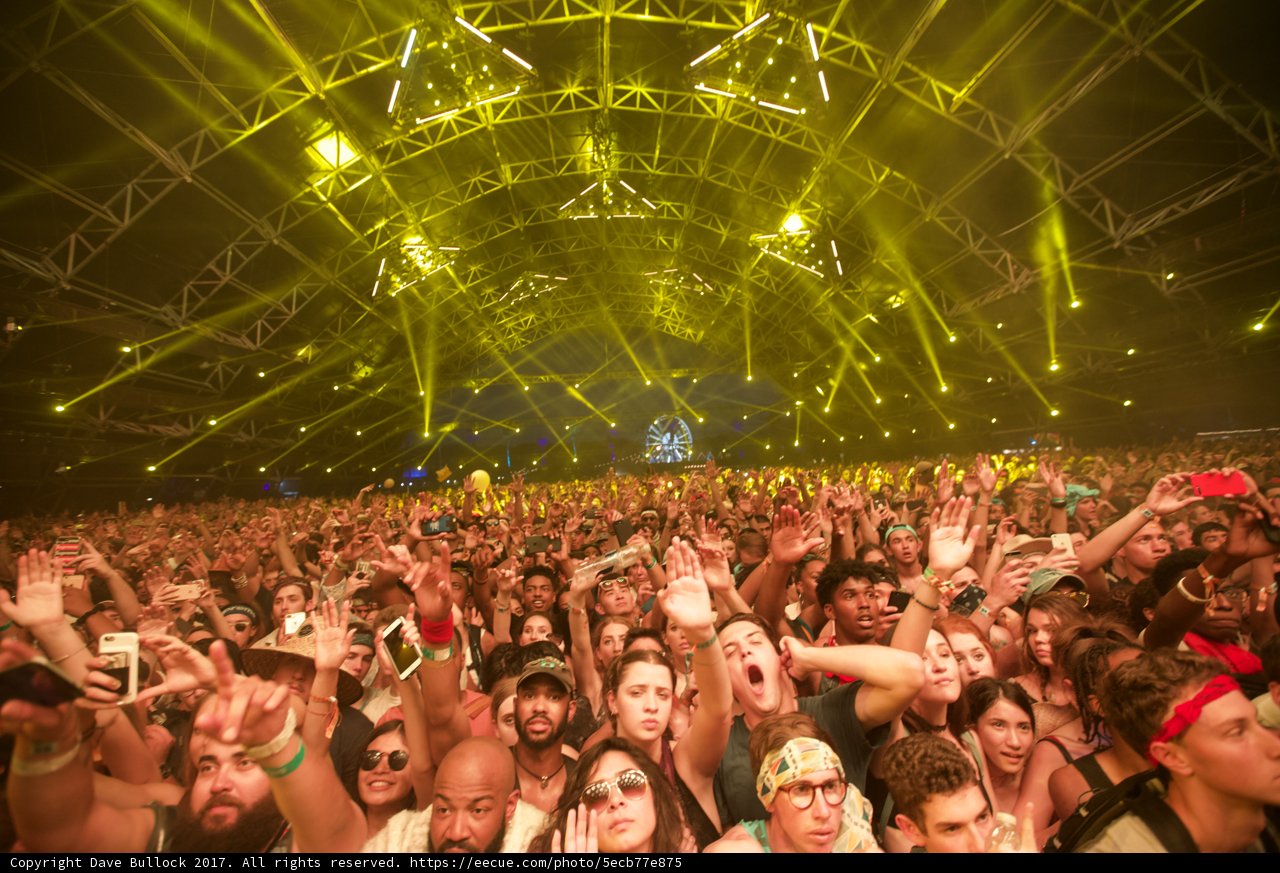 Coachella 2017 Crowd Goes Wild
