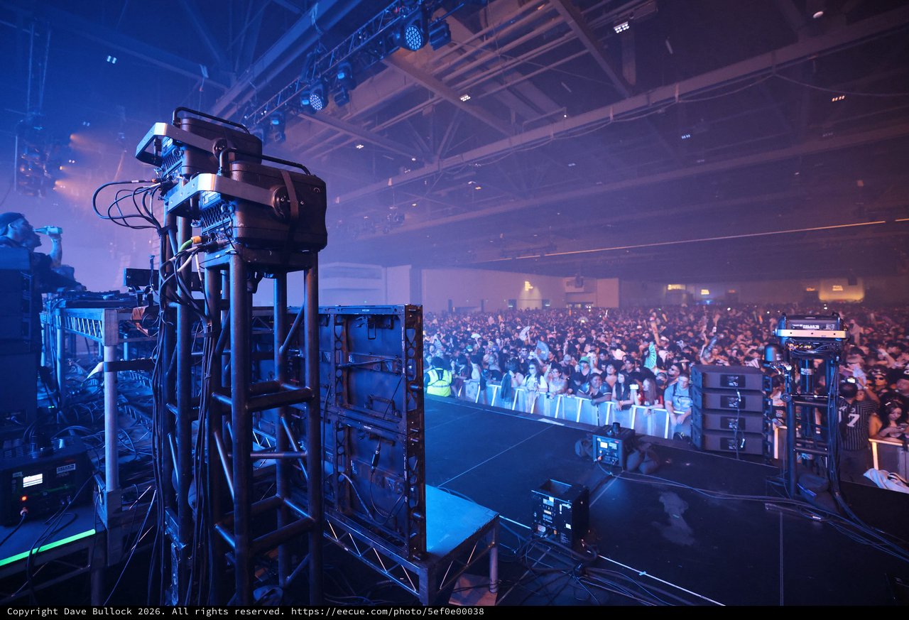 Massive Crowd Surges at Wobbleland 2026 Festival