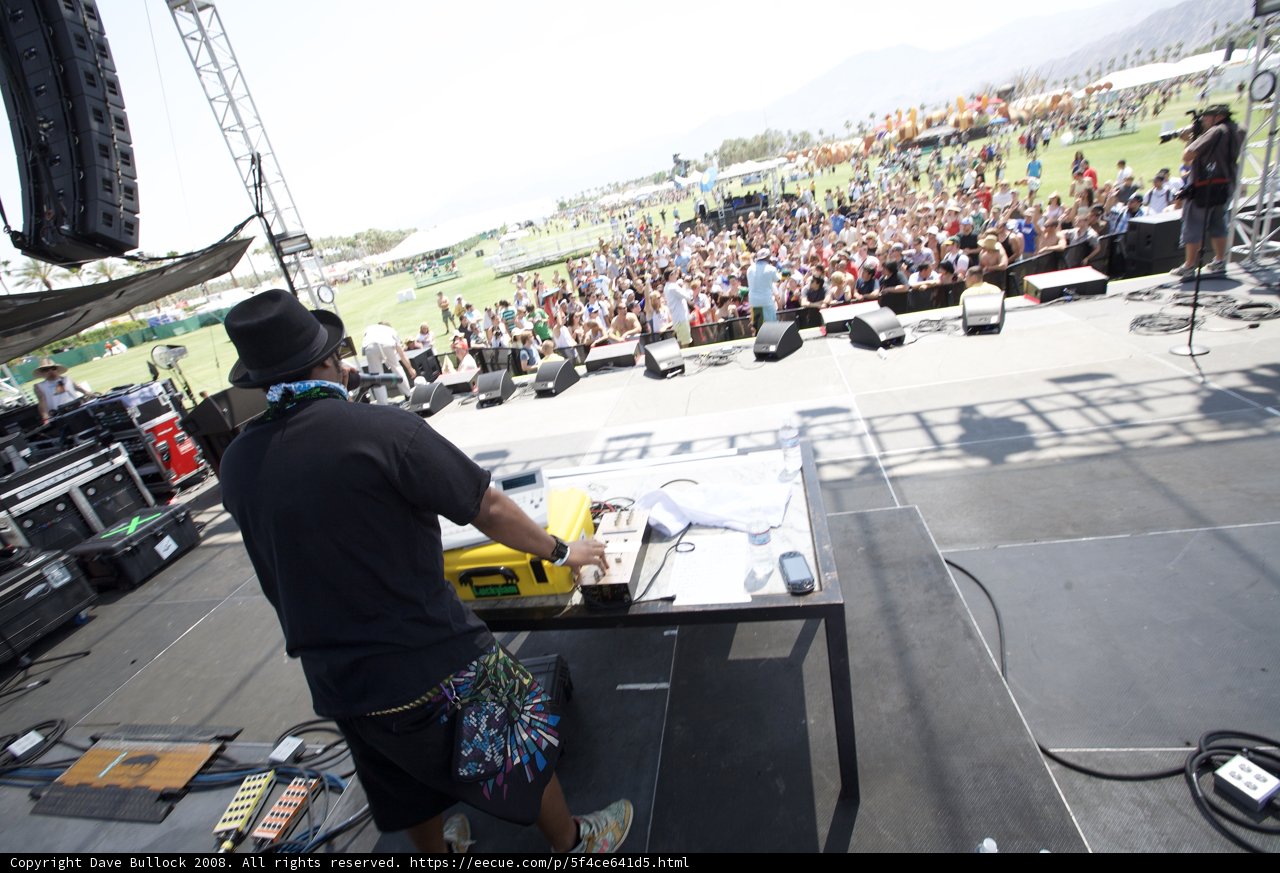 The Entertainer on the Outdoor Stage