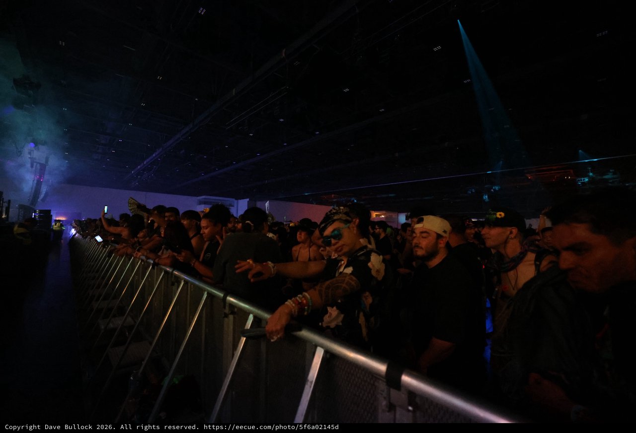 Crowd Surges at Wobbleland 2026 Festival Barrier
