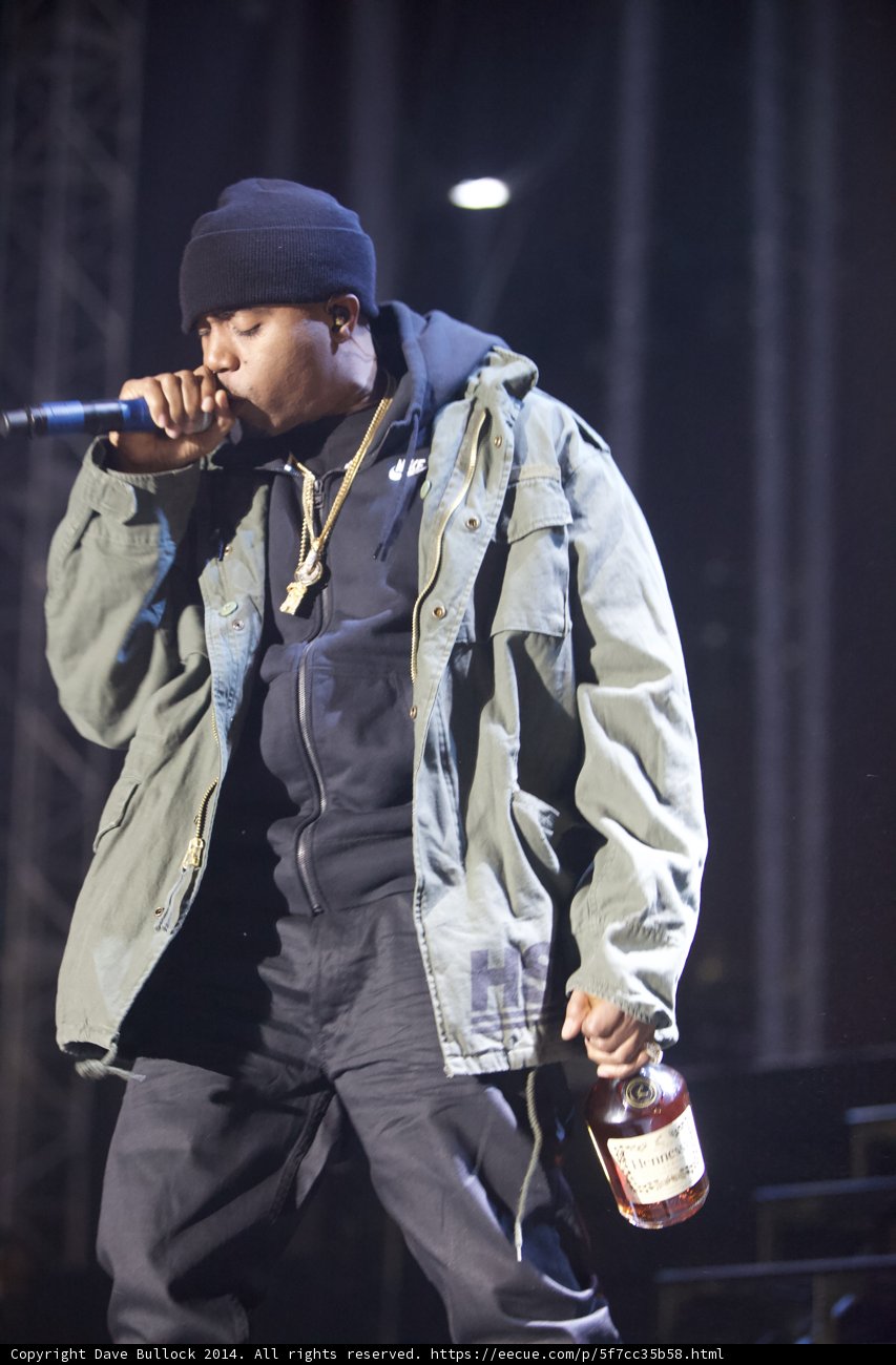 Nas Takes the Stage at Coachella