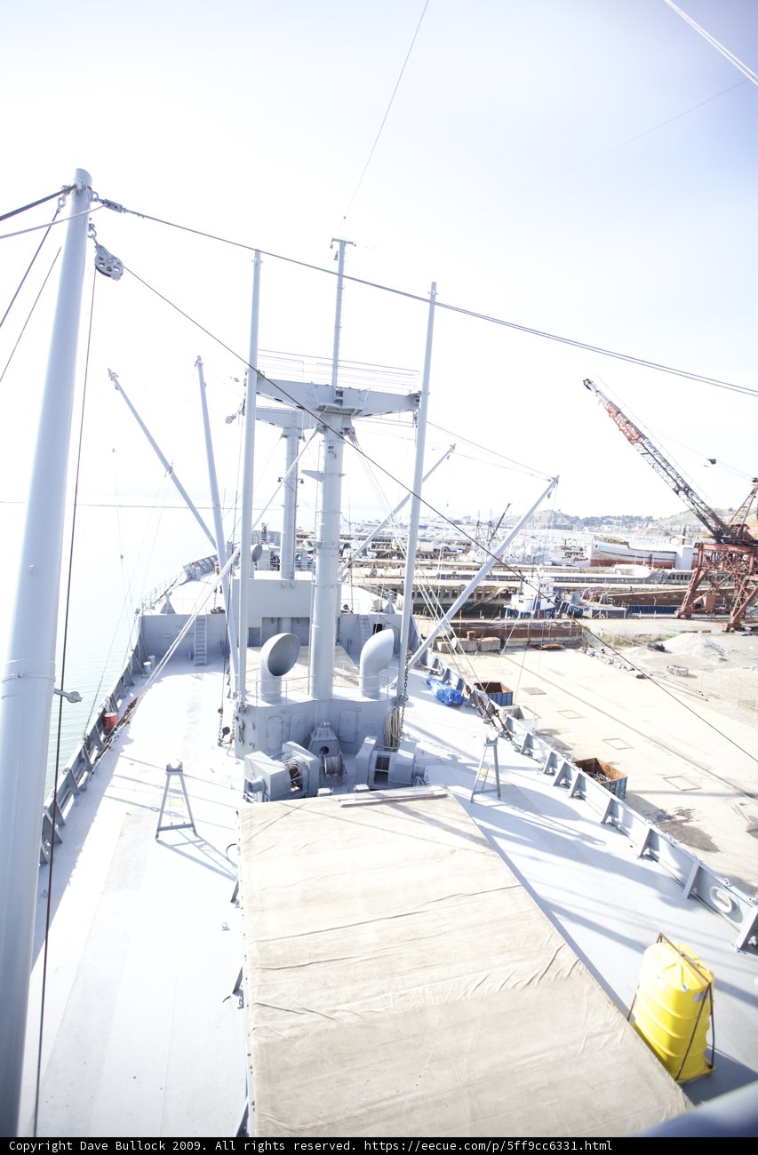 Enormous Ship with a Powerful Crane