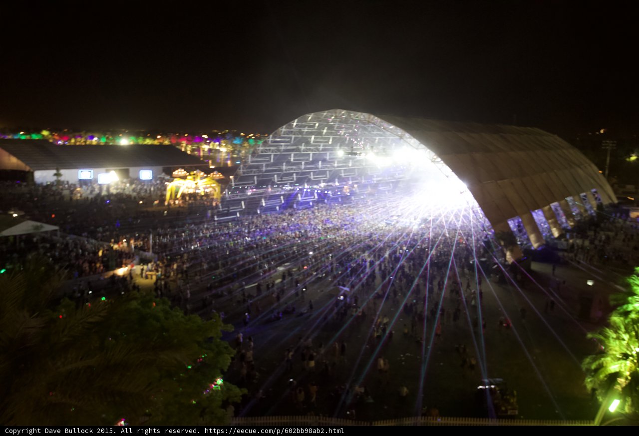 Metropolis Lights Up