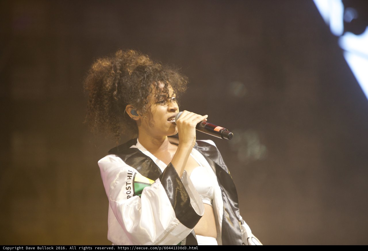 Afro Singer Rocks Coachella Stage