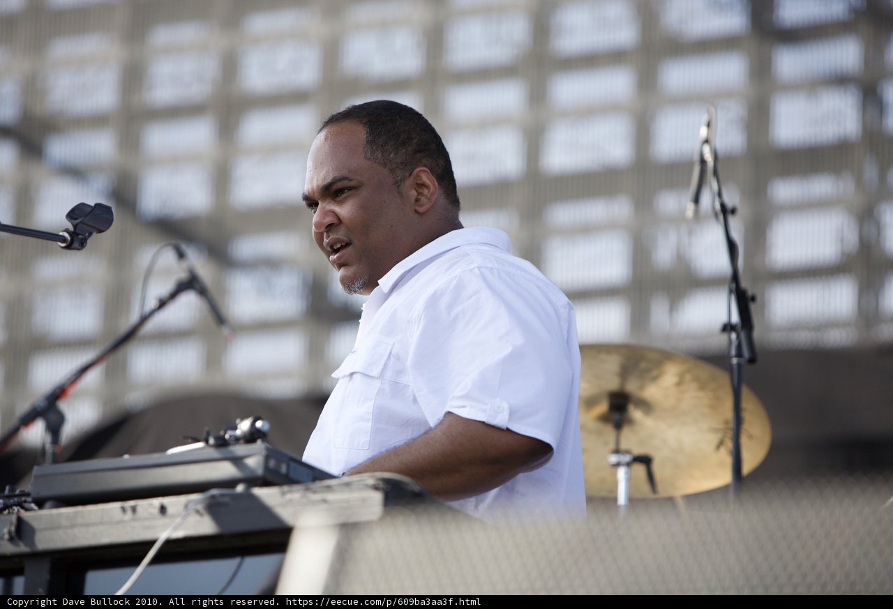 Vincent Mason Rocks the Keyboard at Coachella