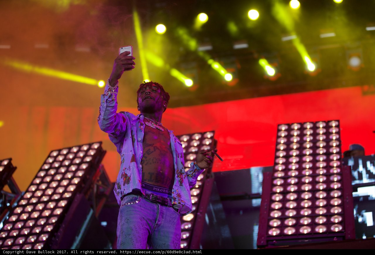 Lil Uzi Vert's Stage Selfie
