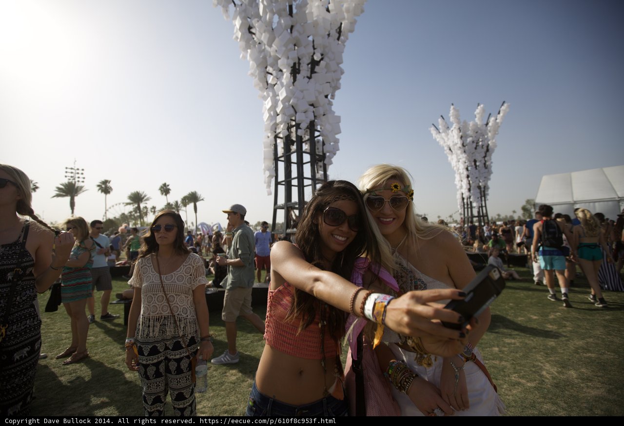 Selfie Sisters at Coachella