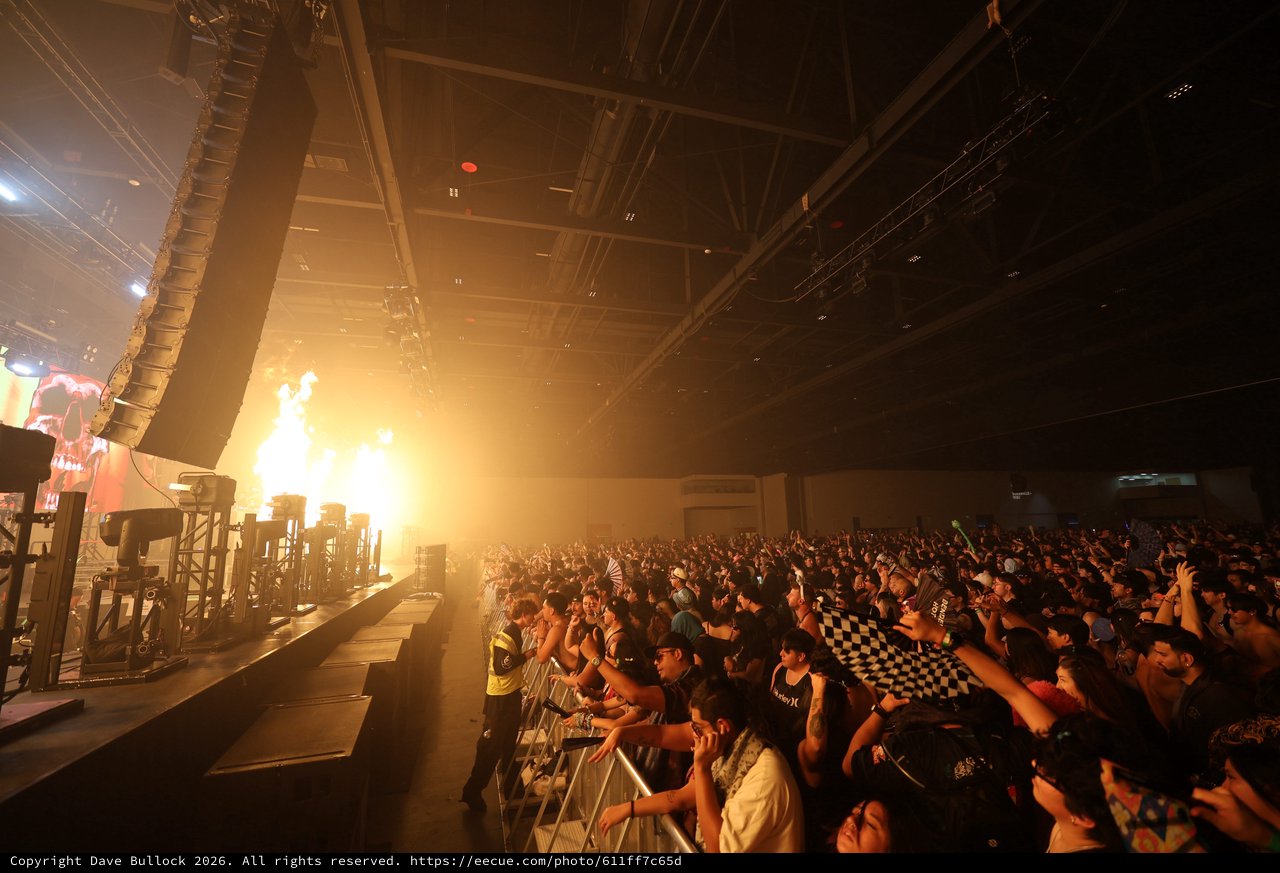 Pyrotechnic Fury Ignites Wobbleland 2026 Crowd