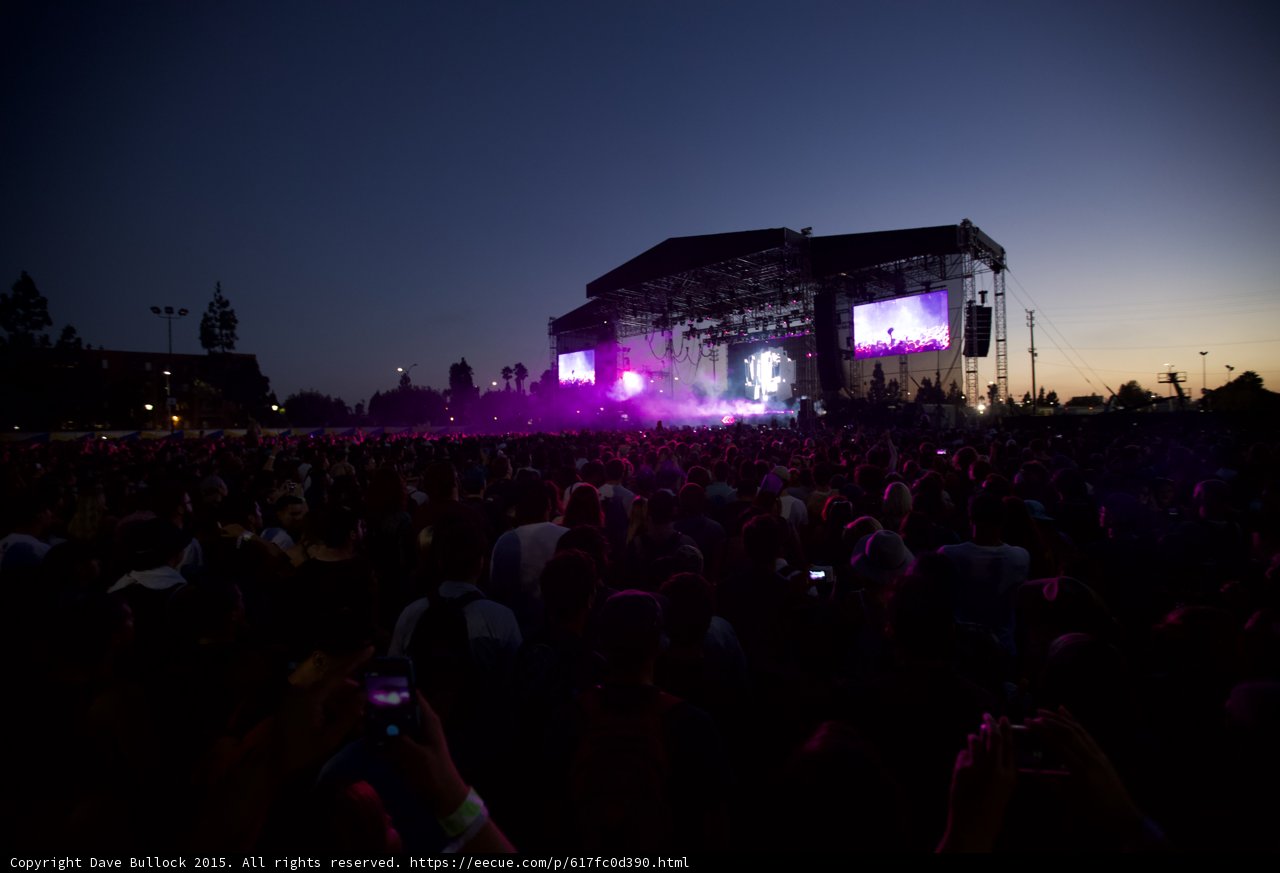 Main Stage Dusk Purple Pink Sunset Glow