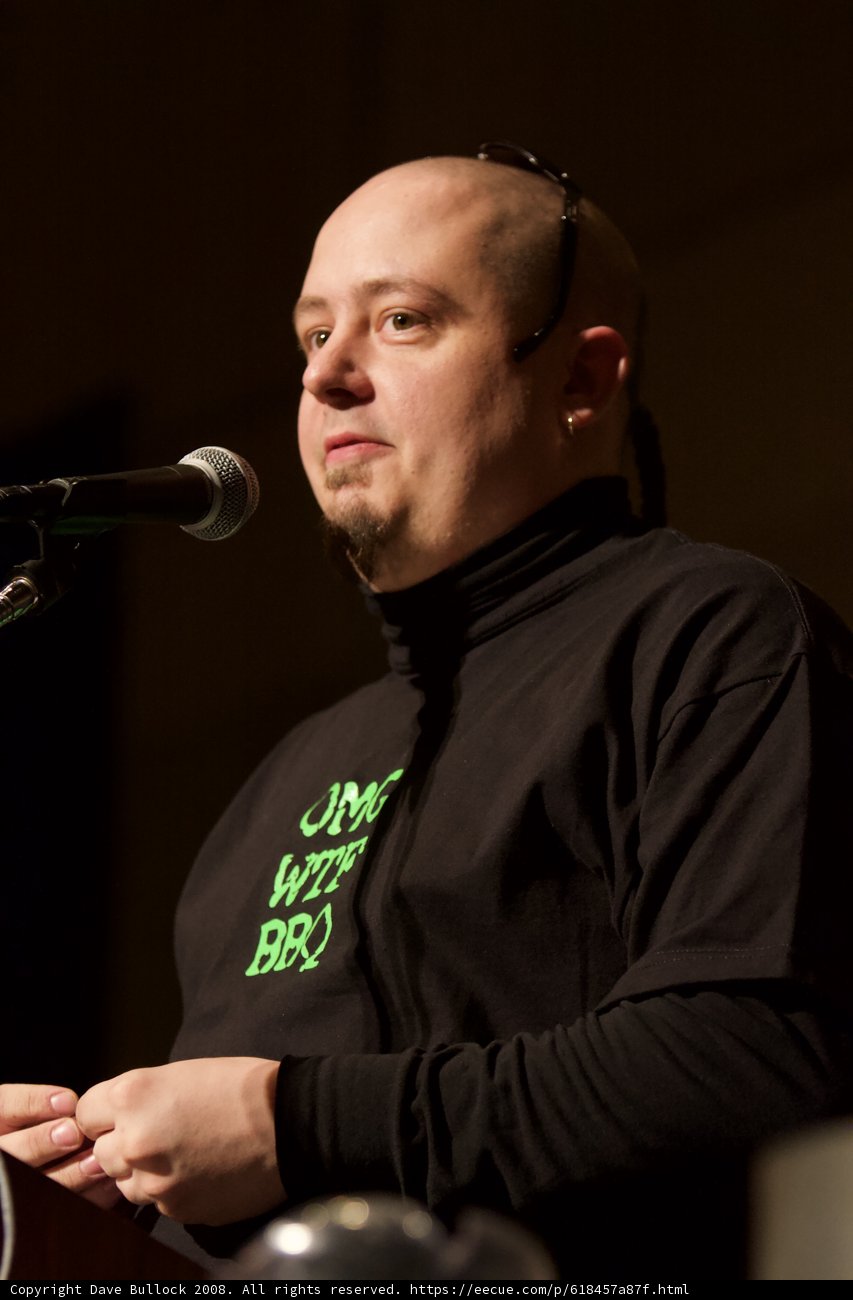 The Entertainer with the Microphone