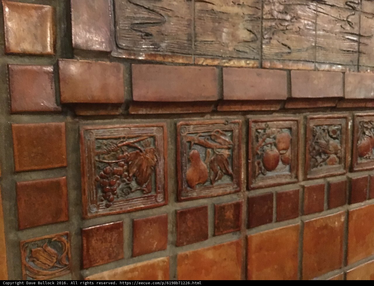 Aesthetic Brick Wall with Sophisticated Tile Design