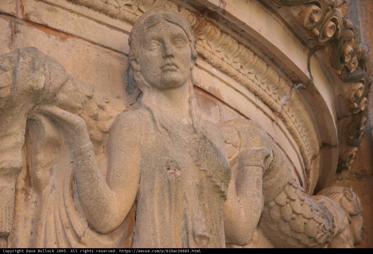 The Angelic Figurine of Elizabeth Siddal
