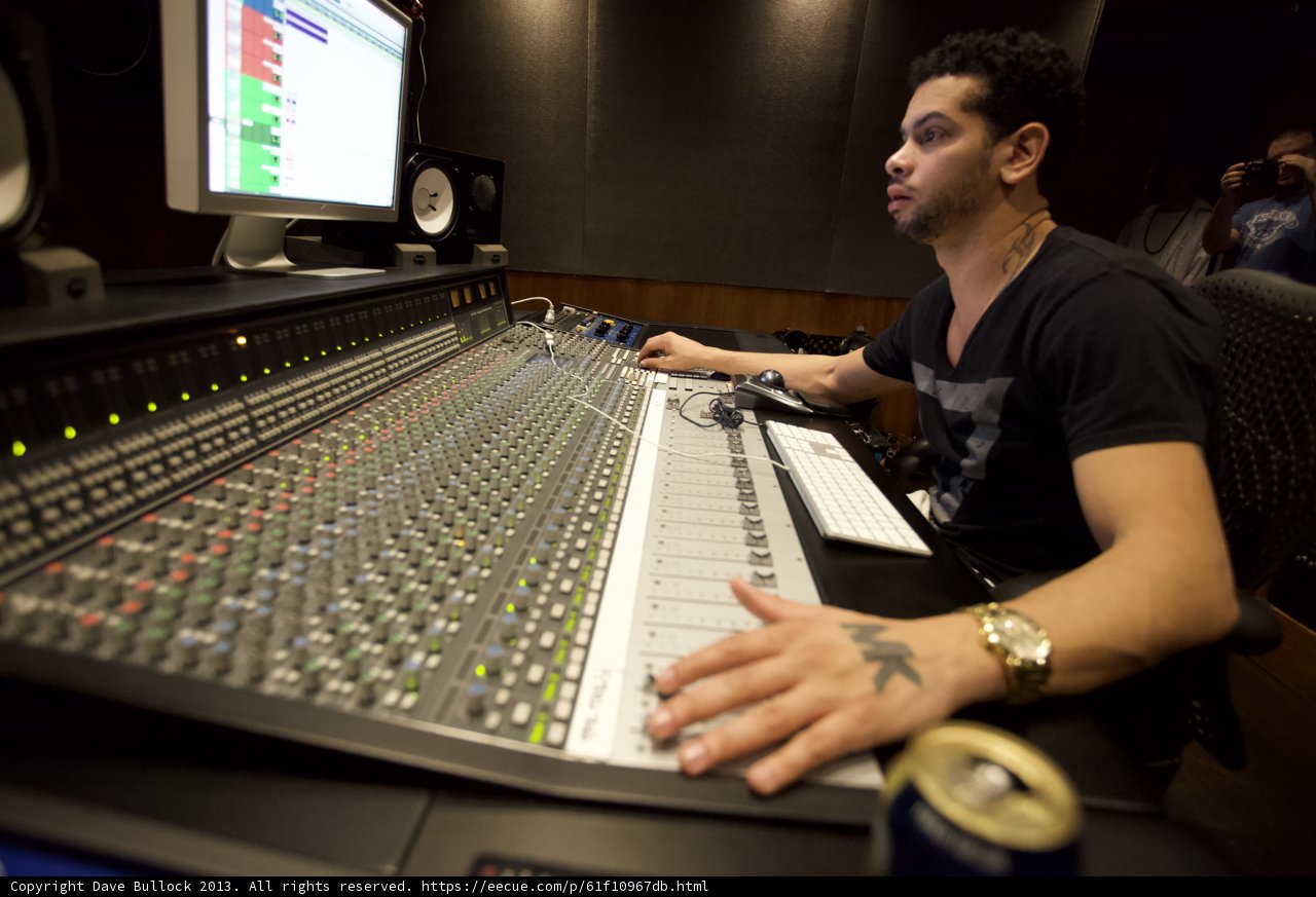 Behind the Sound: Marc Kinchen at the Mixing Desk