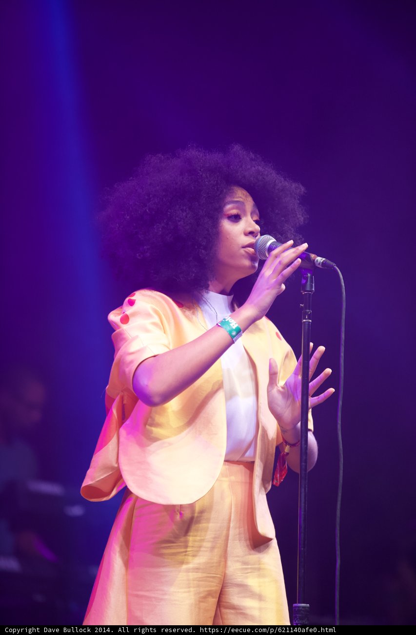 Solange's Soulful Saturday Set