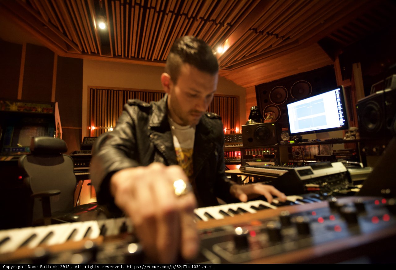 Electronic Keyboard Master