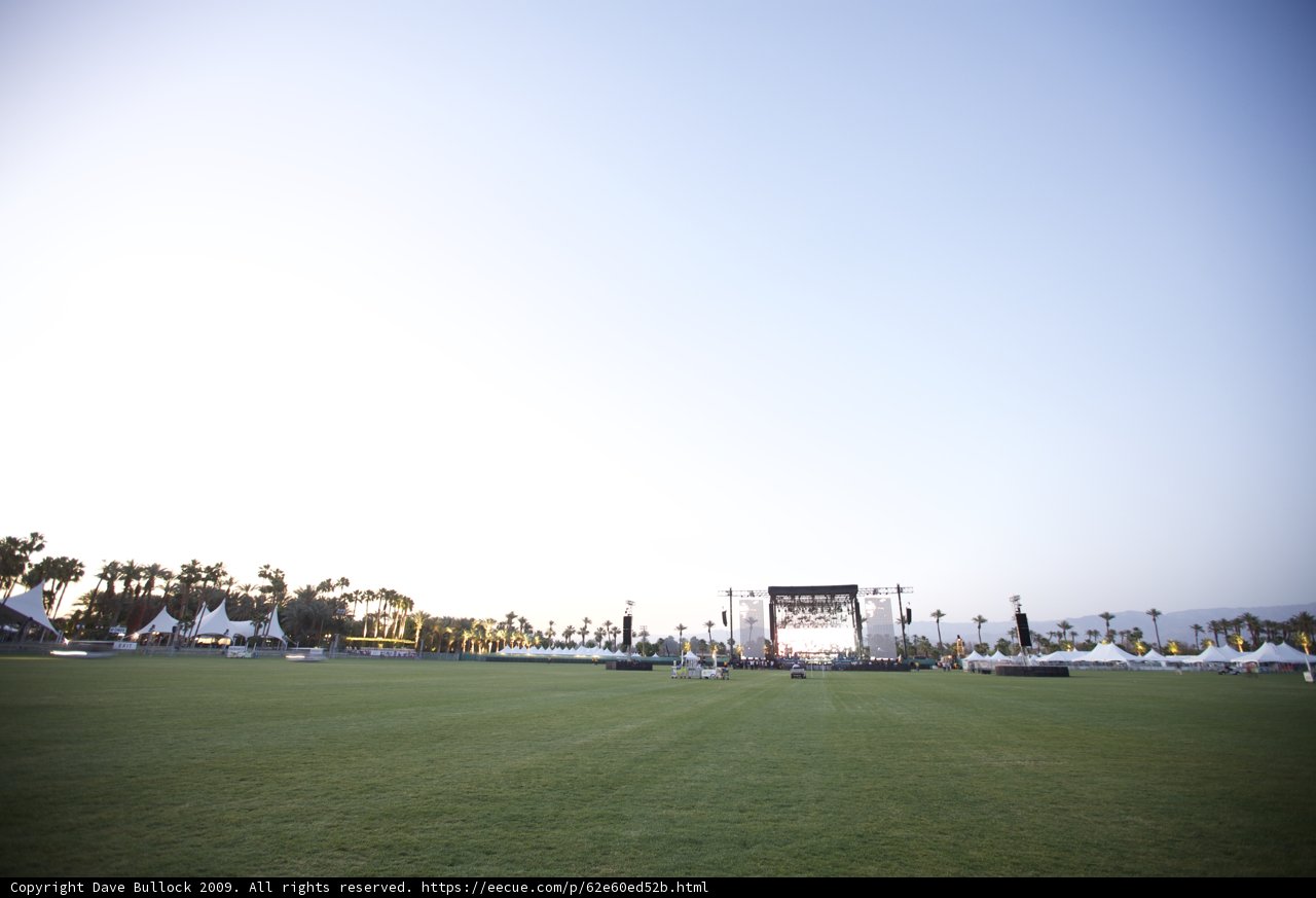 Coachella 2009 Stage on the Field