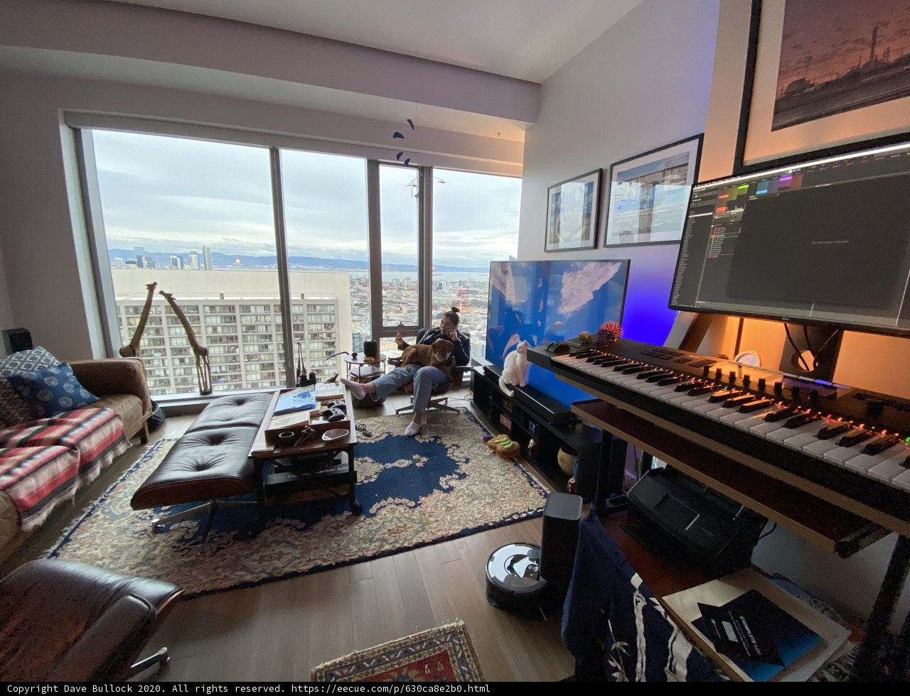 Modern Living Room with Technology and Comfort