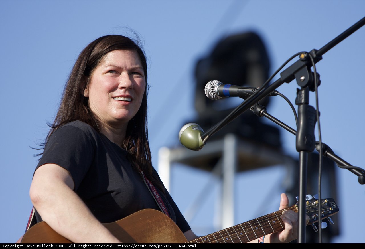 Kim Deal Rocks the Stage with Acoustic Guitar