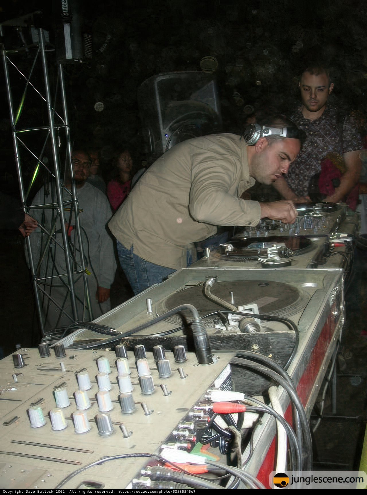 SummerDJ at the rooftop party