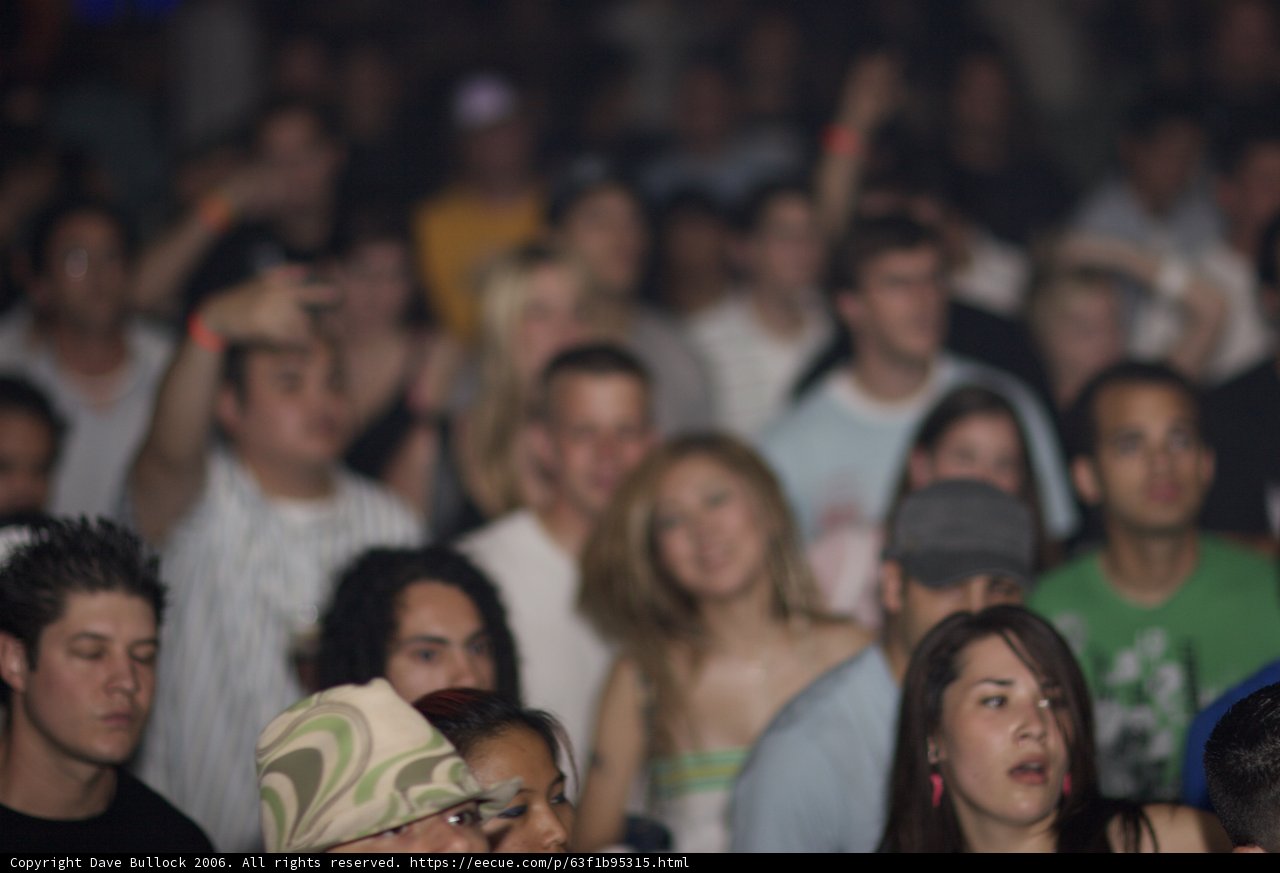 Funky Crowd Grooving to London Electricity