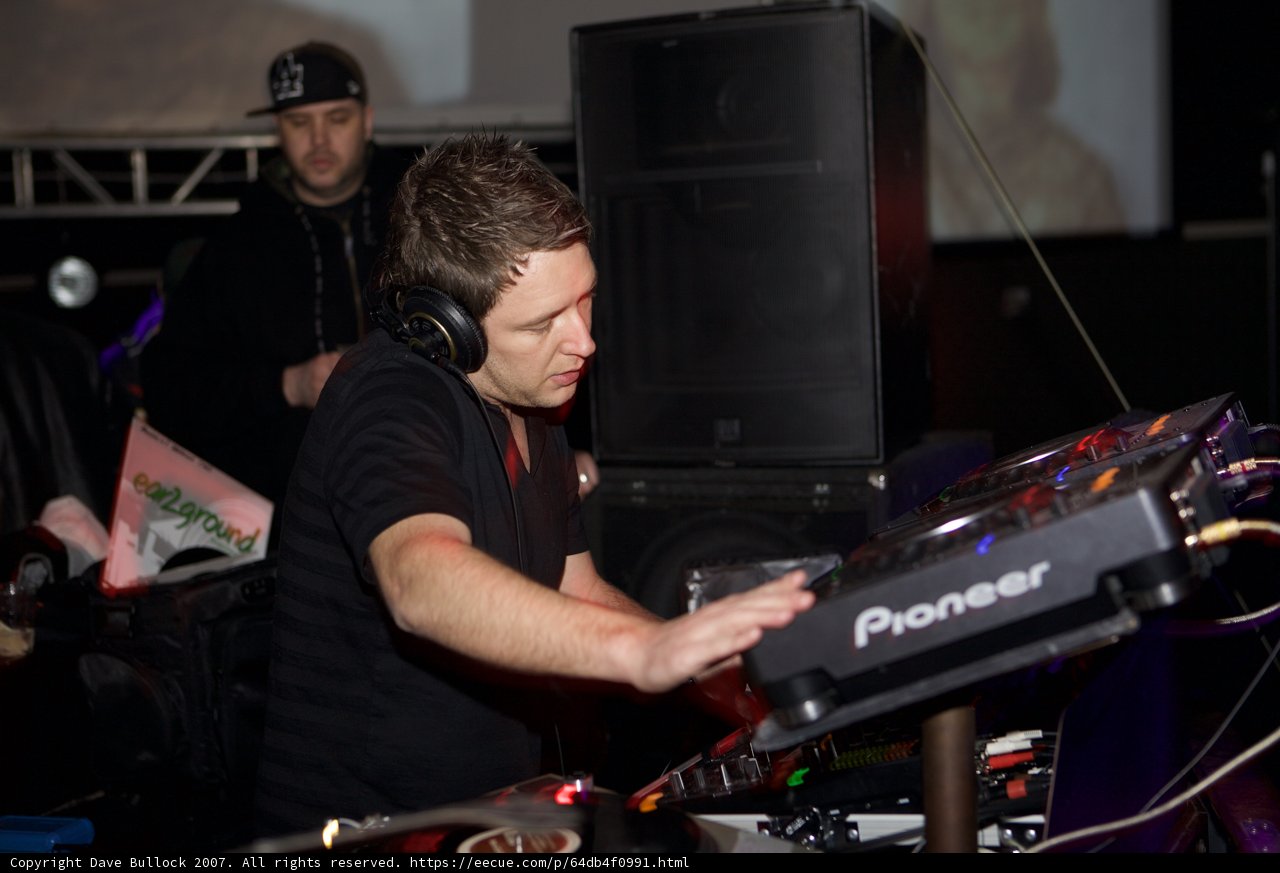 Grooving on the Mix