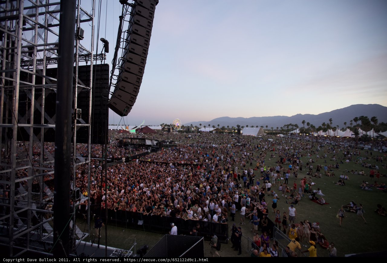 A Sea of People at Coachella 2011 Sunday Concert