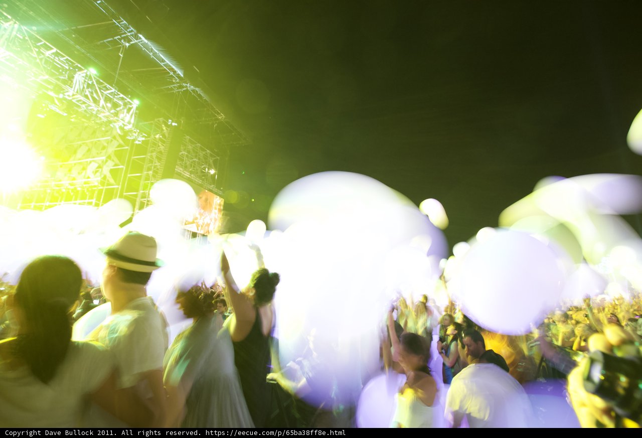 Balloon-palooza at Coachella 2011