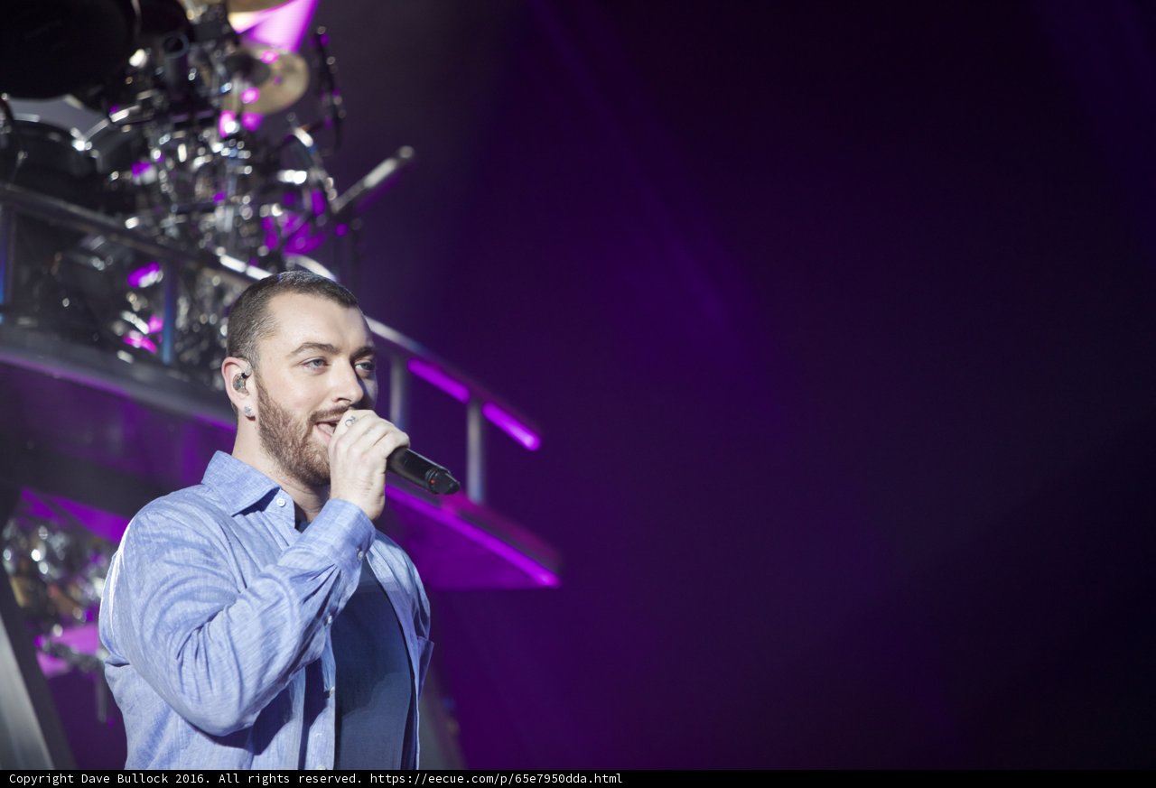 Sam Smith's Solo Performance