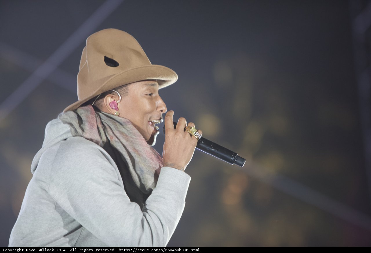 Pharrell Williams rocks a classic cowboy hat at Coachella