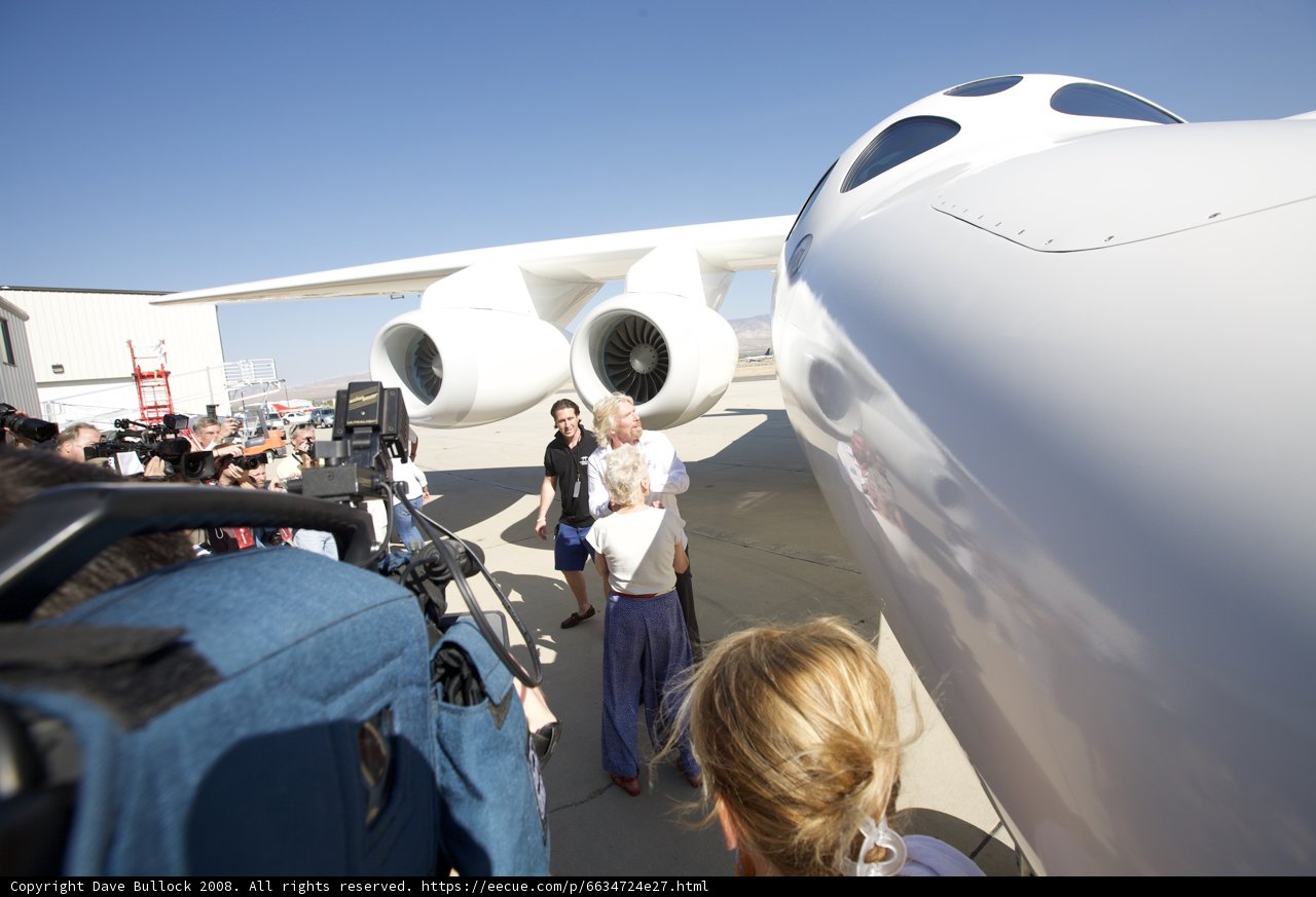 Richard Branson and group pose with White Knight Two