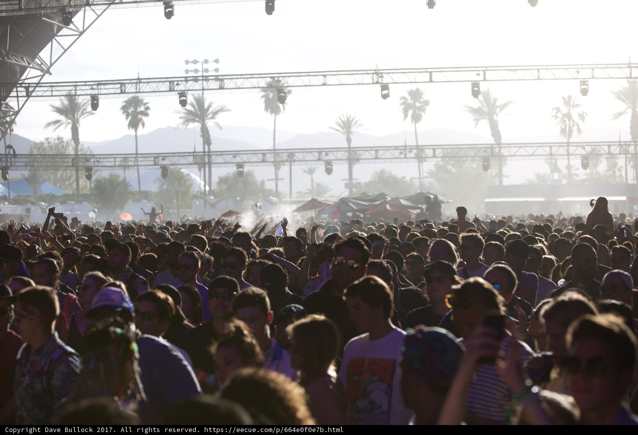 Coachella 2017 Crowd in Full Swing