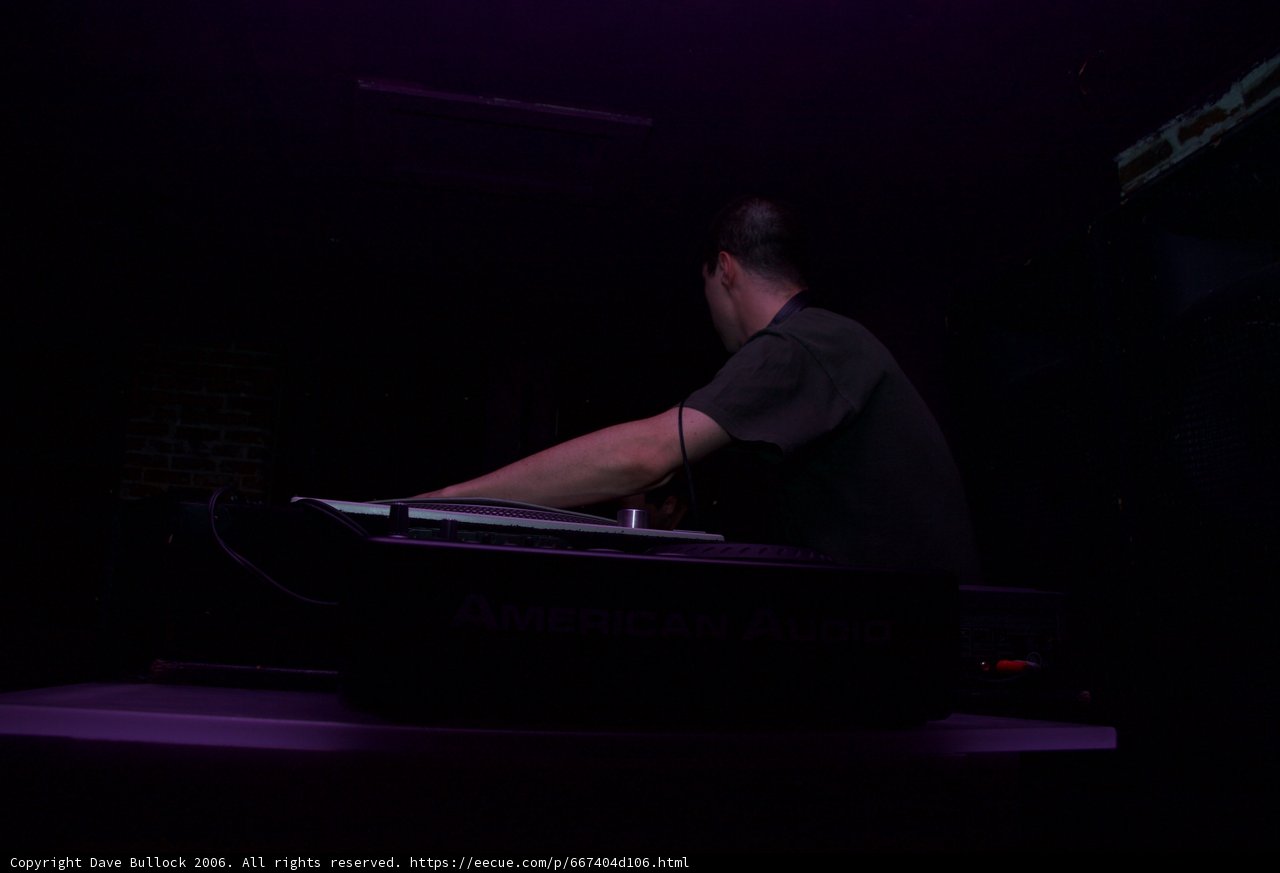 Dark Room DJ