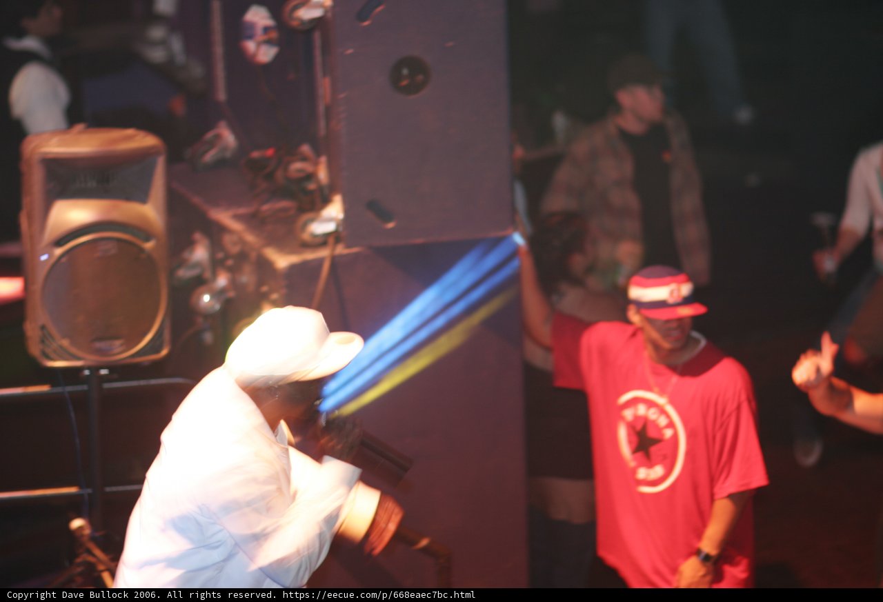 Red Shirt, White Hat: Jamming to the Crowd
