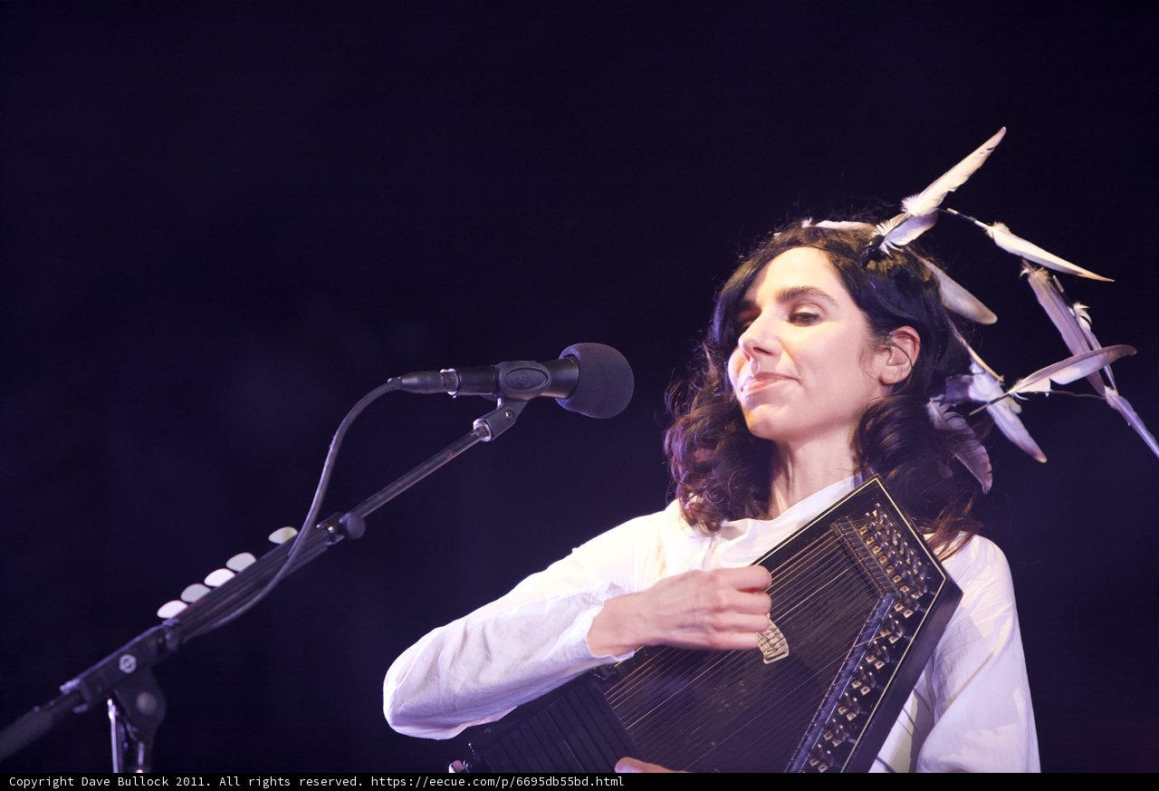 PJ Harvey serenades the crowd