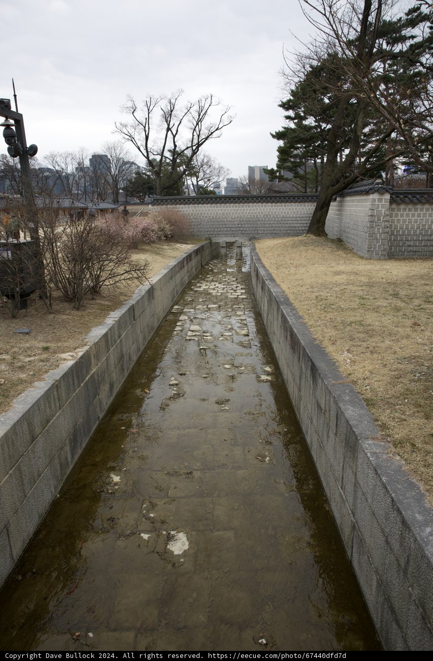 Concrete Echoes, Spring Stream
