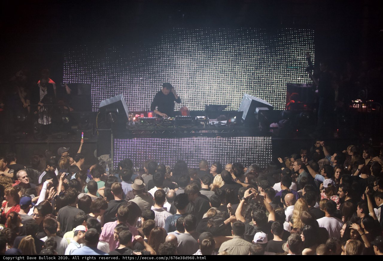 Electrifying Nightlife at 2010 Sasha Concert