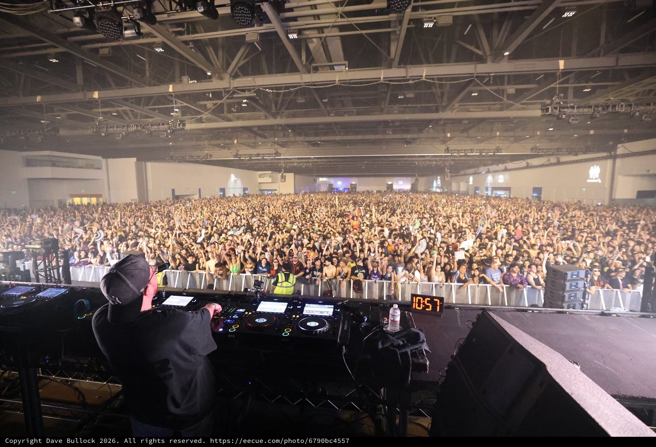 DJ Commands Massive Indoor Festival Crowd at Wobbleland