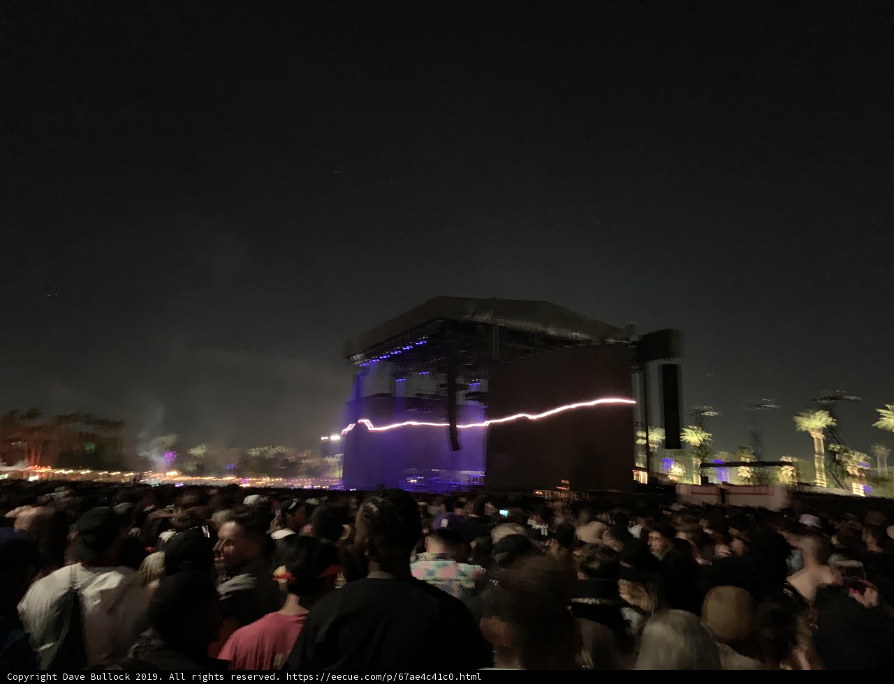 Metropolis Concert Crowd