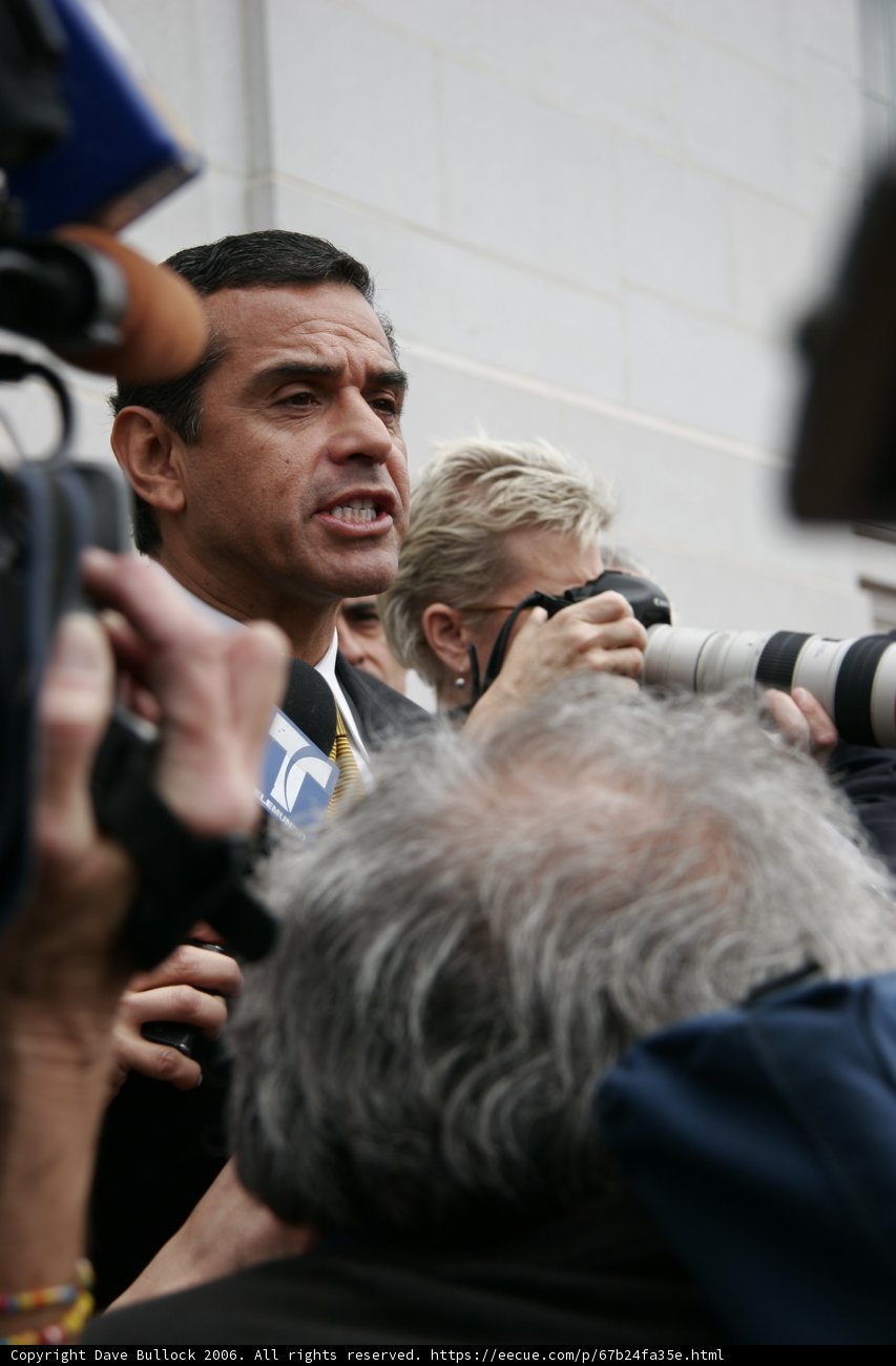 Antonio Villaraigosa Addresses Media During 2006 School Walkout
