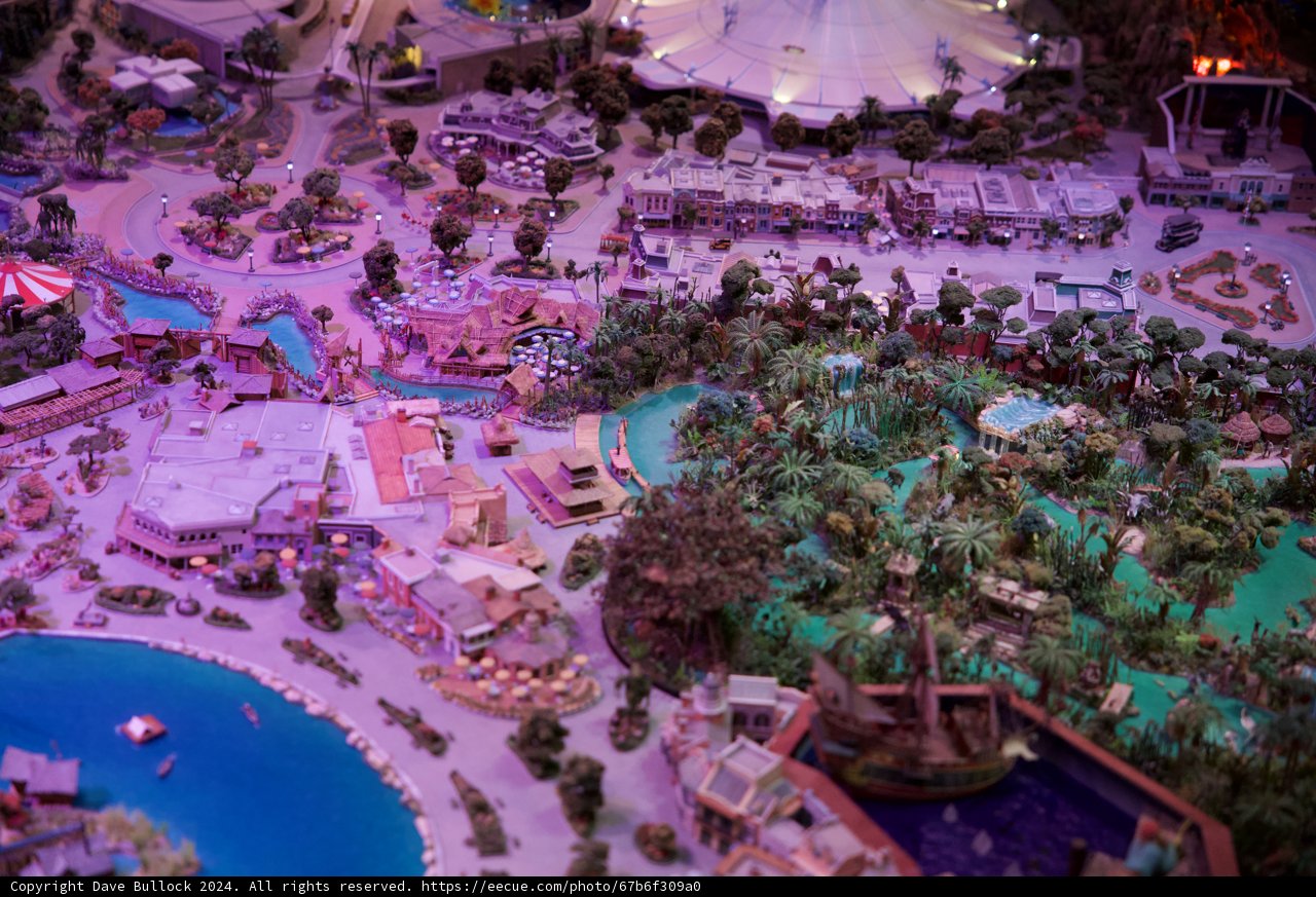 The Pinnacle of Amusement: A Miniature Marvel