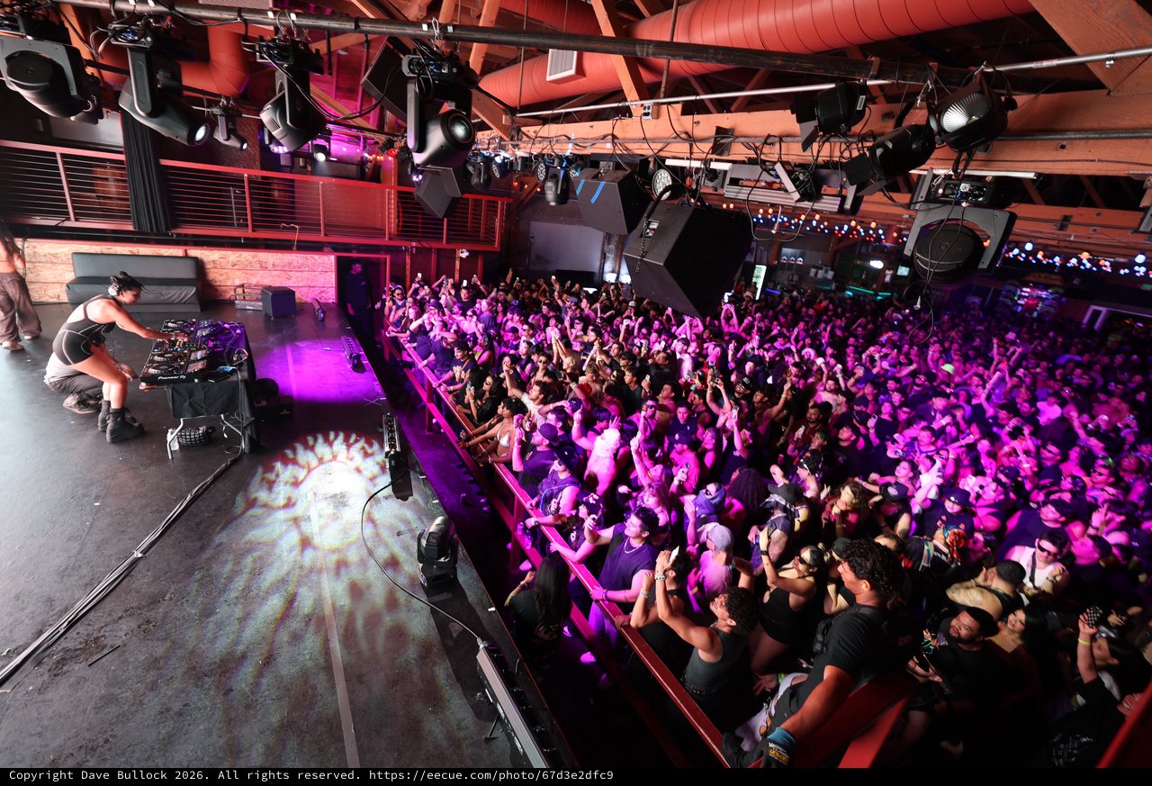 DJ Ignites Packed Crowd at Wobbleland 2026