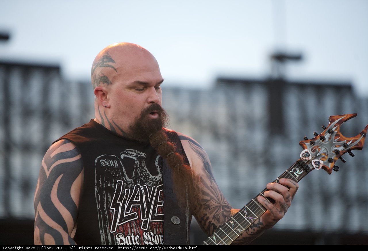 Tattooed Beard Guitarist Rocks Big Four Festival