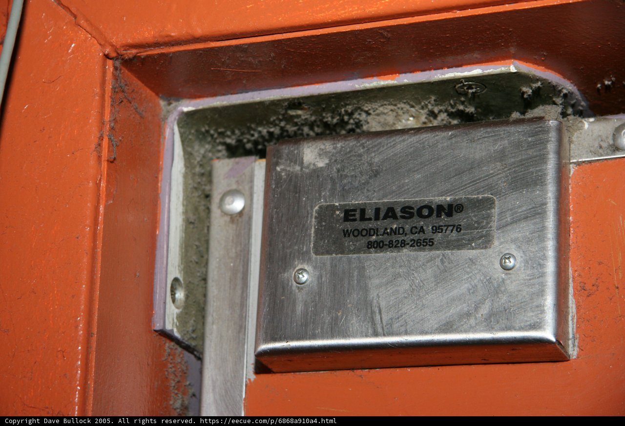 Elson's Metal Mailbox Container