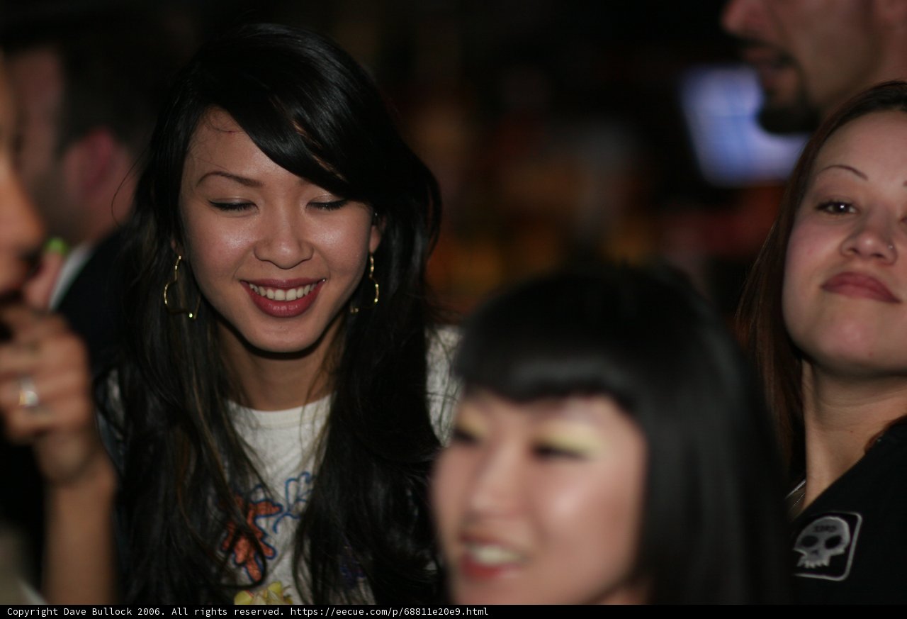 Nightlife with the Samurai Sisters
