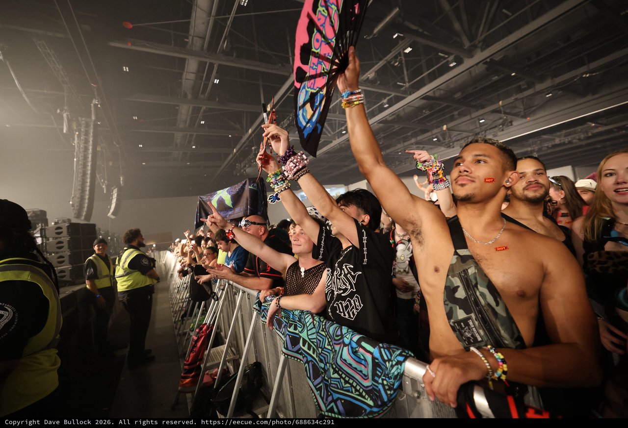 Euphoric Fans Press Against Barrier at Wobbleland 2026