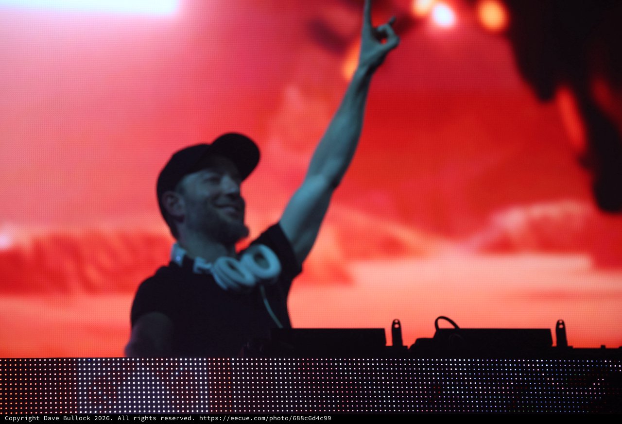 DJ Commands the Stage at Wobbleland 2026